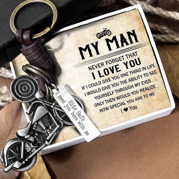 Ride Into His Heart - Vintage Motorcycle Keychain for Bike-Loving Men - Ragkx26002